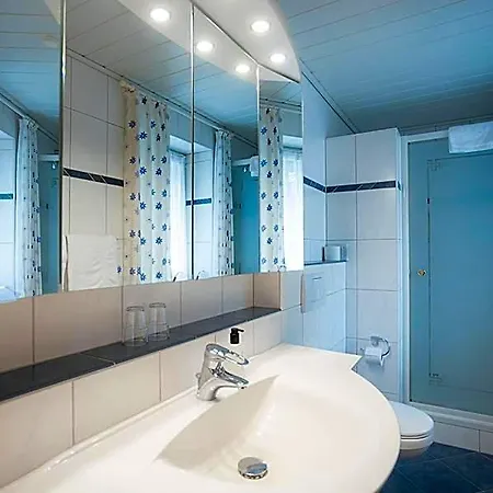 Bischof Hotel